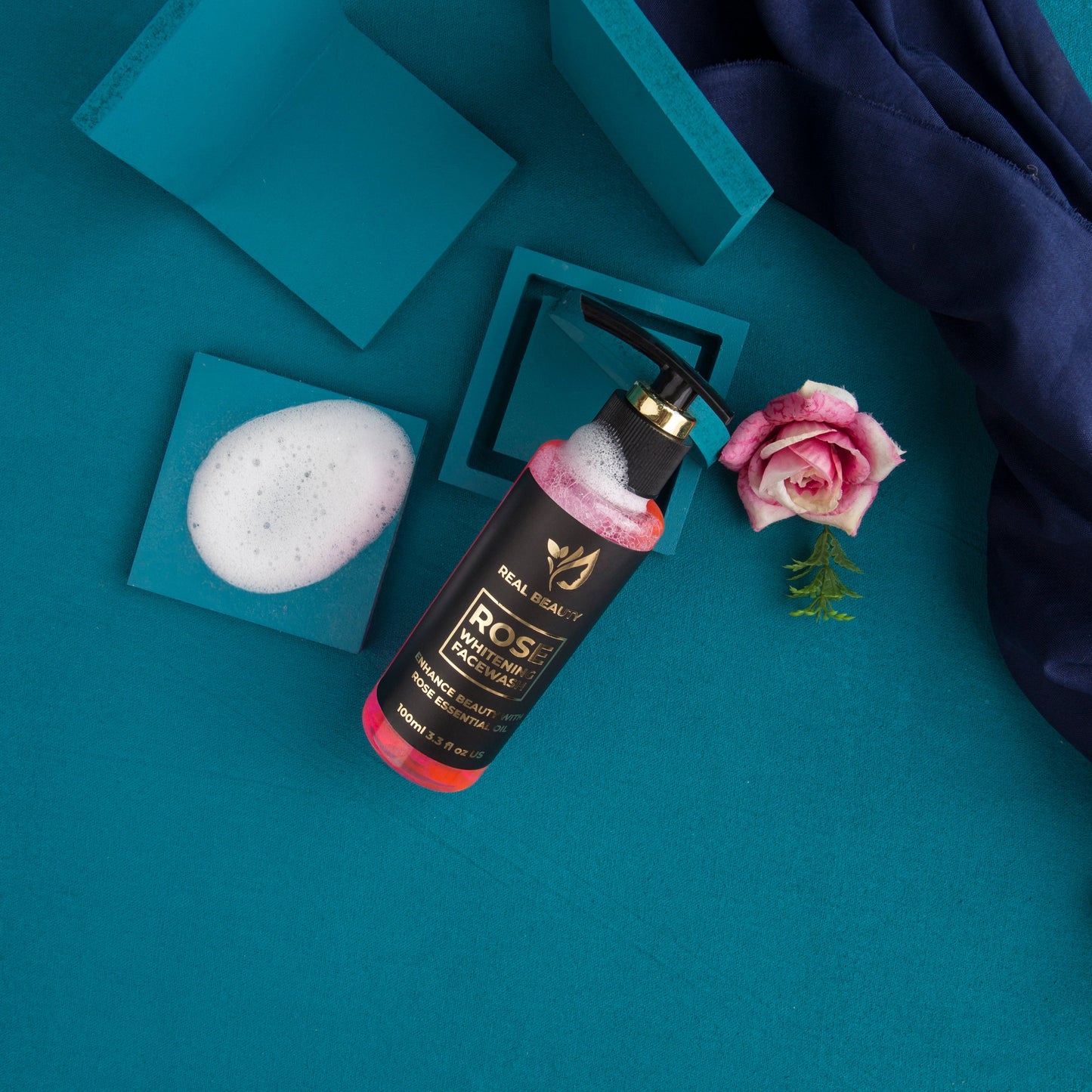 Rose Whitening Face Wash